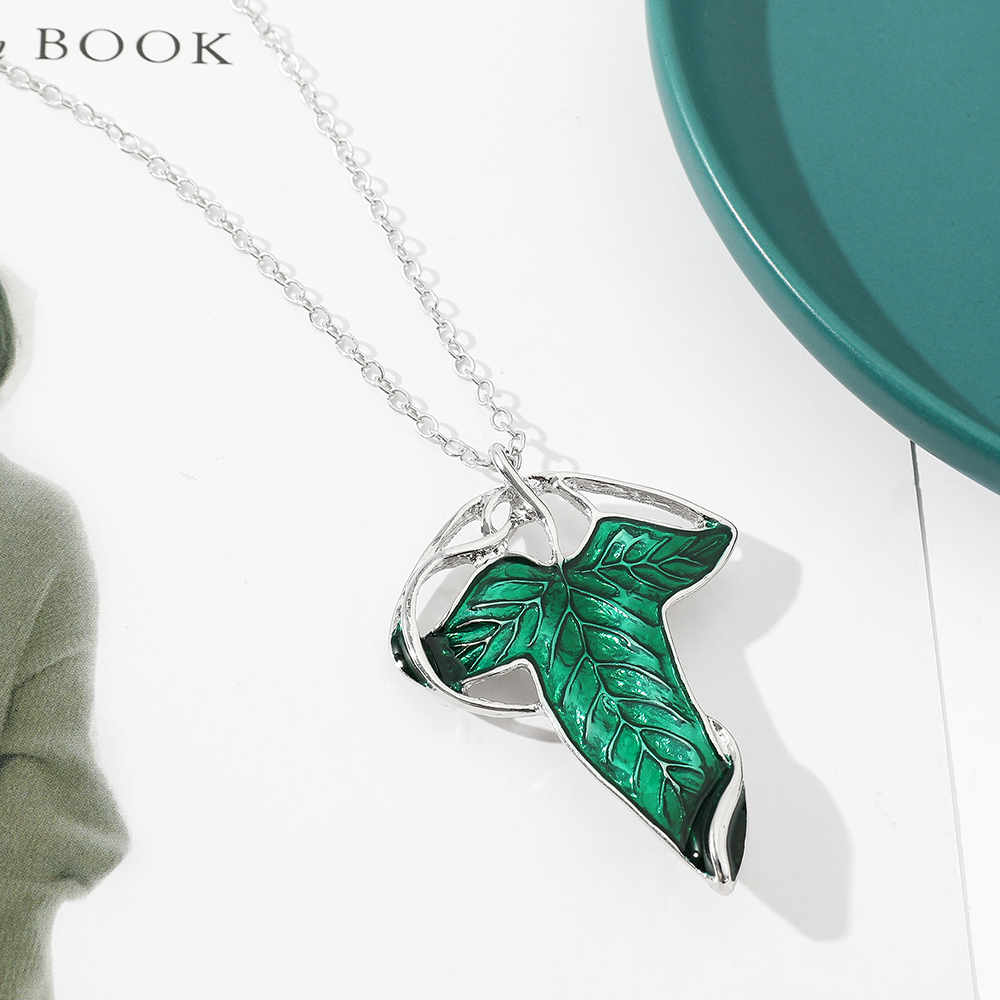 Collana con Ciondolo Foglia Ve - Vintage Fashion Jewelry recensione e prezzo